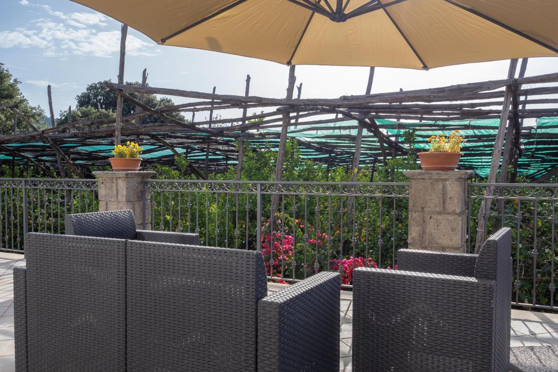 Вілла Giardino Di Nonno Lucio - Surrounded By Lemon Tree П'яно-ді-Сорренто Екстер'єр фото